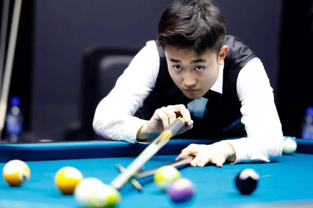 双人甚至三 双人甚至三