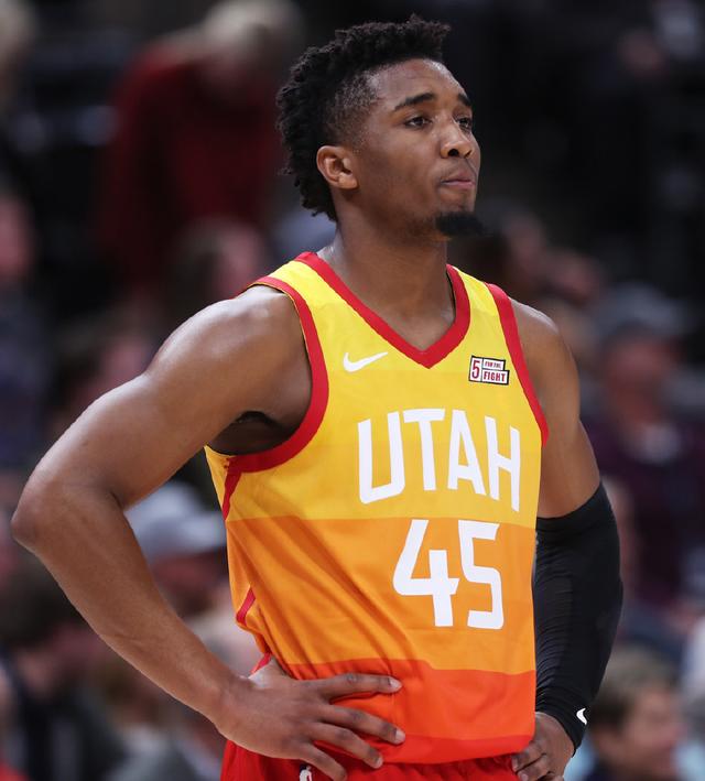 员不能在比 员不能在比